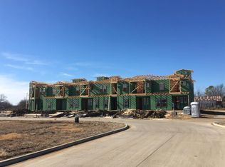 3037 Solana Cir, Denton, TX 76207