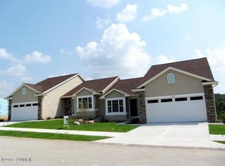 11092 Barnsley Rd SE, Lowell, MI 49331