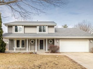 5413 Pleasant St, West Des Moines, IA 50266