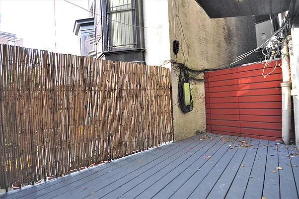 Rented by Corcoran | media 12