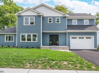 8 Keansburg Rd, Parsippany, NJ 07054