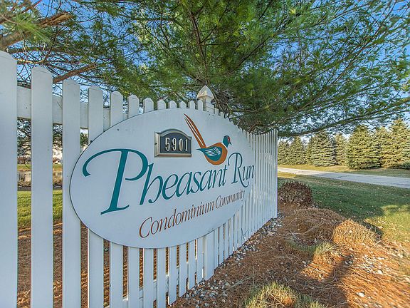2nd image of 5835 Crosswinds Dr Unit 32