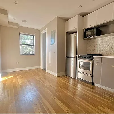 Rented by Doorway NYC, LLC | media 2