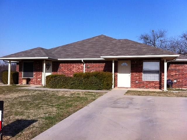 1st image of 1102 Turkey Creek Ct