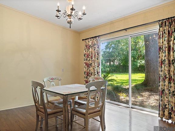 5th image of 5716 College Dr