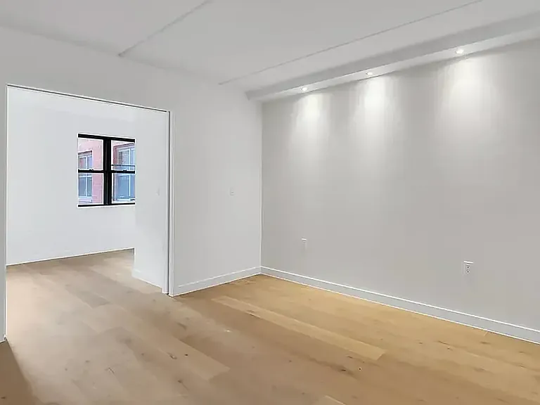 10 Rutgers St #3A — Photo 3