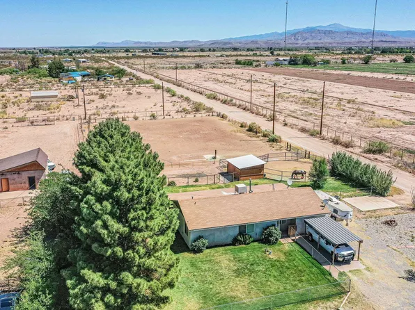 59 Tulie Gate Rd, Tularosa, NM 88352