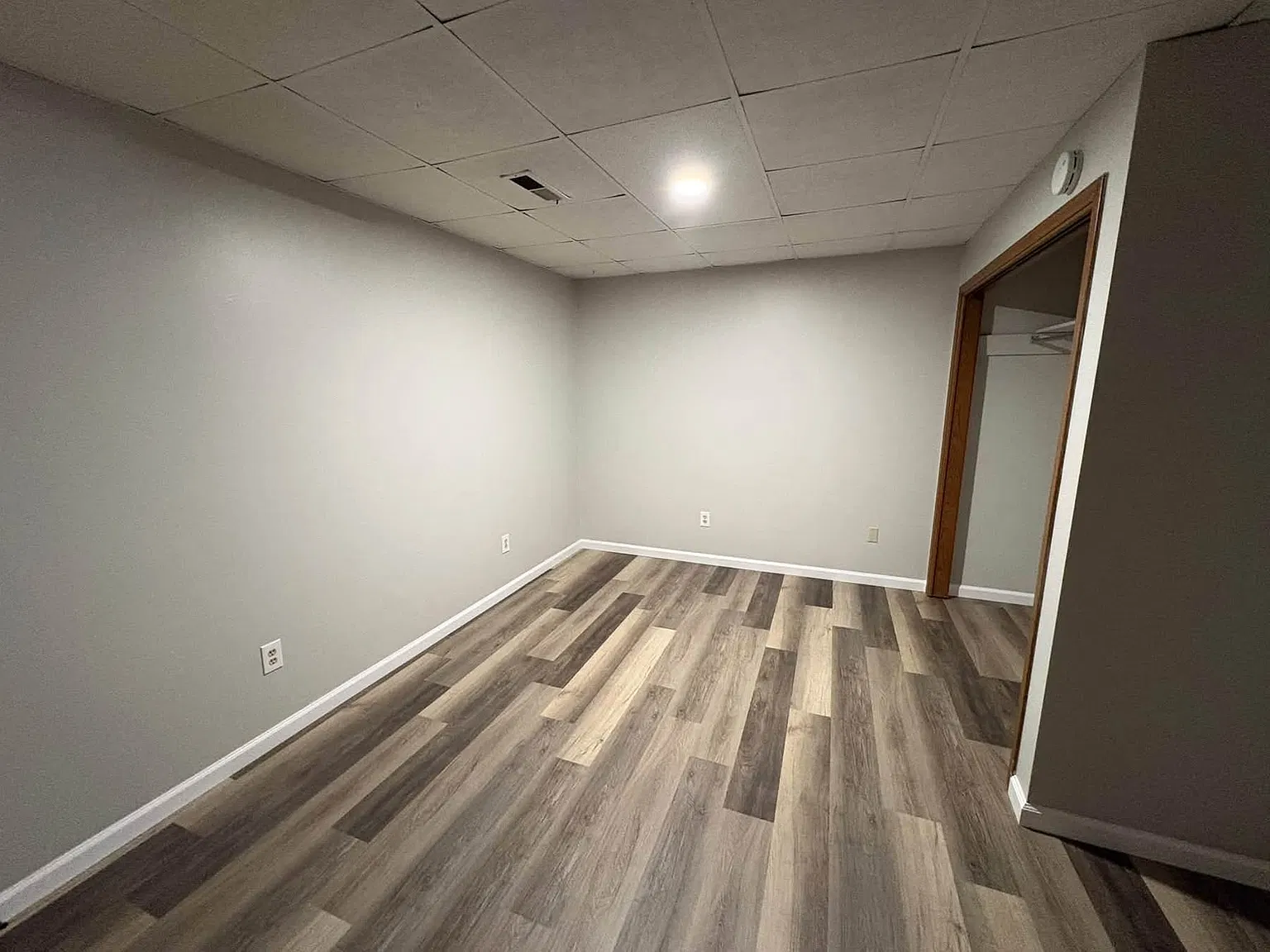 2204 N SR 257, Apt. #3 - 1 — Photo 4