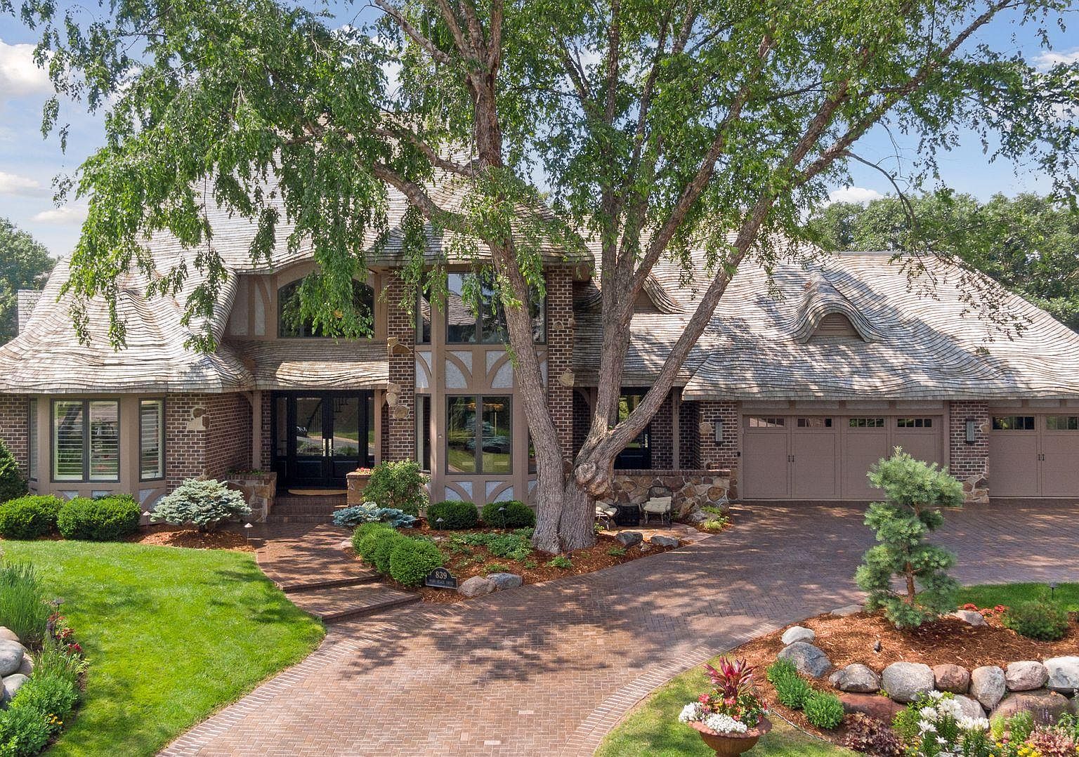 839 Park Place Dr, Mendota Heights, MN 55118 MLS 6377702 Zillow