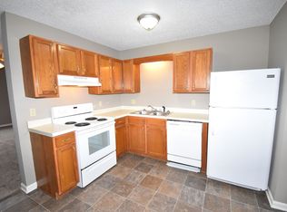 107 Ballygar St APT 2, Clarksville, TN 37043