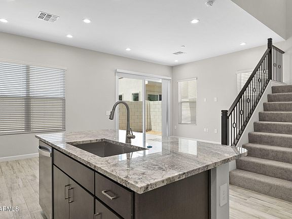 3rd image of 5005 E Anderson Drive