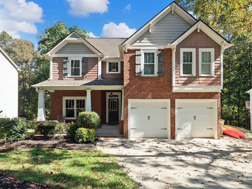 1st image of 3816 Clubhouse Dr