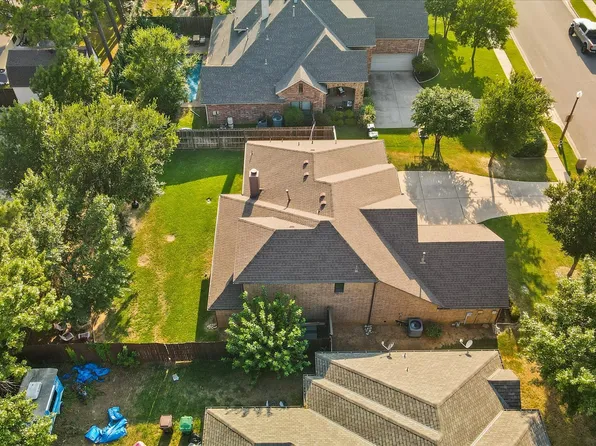 816 Lynhurst Ln, Denton, TX 76205