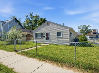 214 N Pleasant Ave, Michigan City, IN 46360