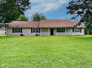 4854 Countryside Dr, Flowery Branch, GA 30542