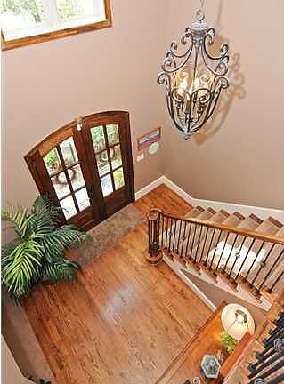 4th image of 1740 Oak Park Ln