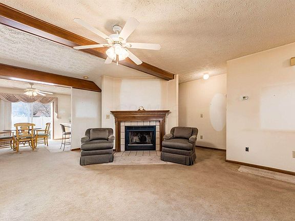5th image of 5873 Parkbridge Ln #21-4
