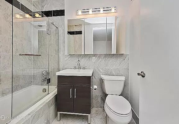5th image of 155 W 70th St APT 11H