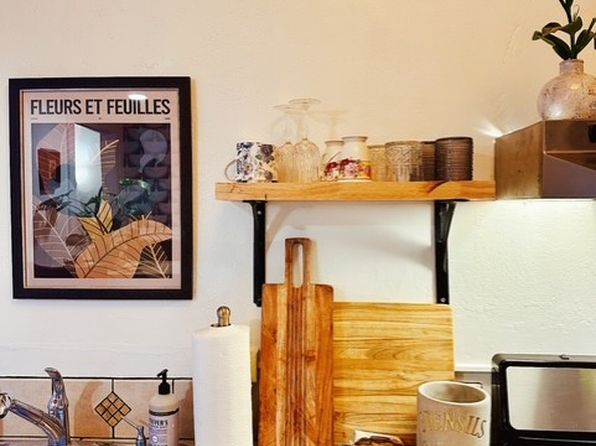 2109 NW Irving St UNIT 208