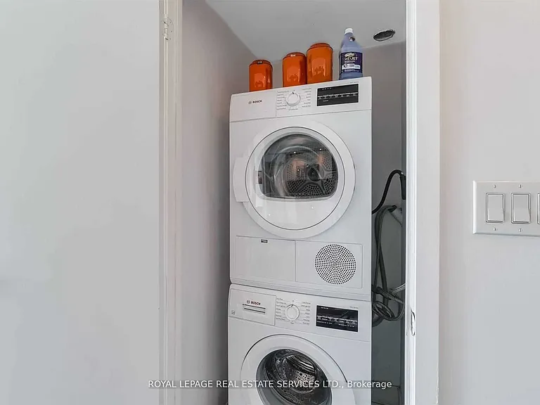 25 Capreol Ct #1105 — Photo 26