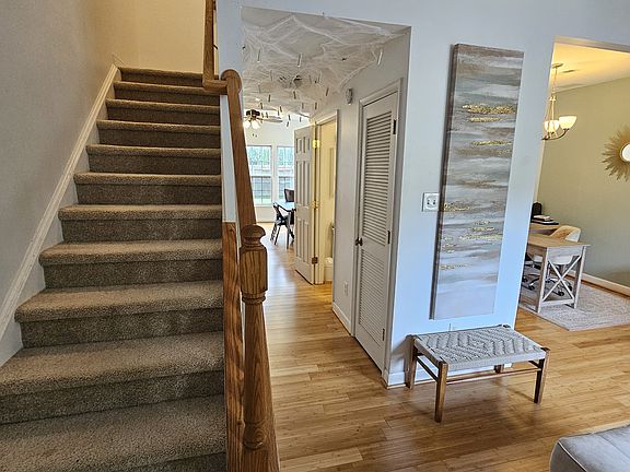 3rd image of 2505 Mountain Ash Cir