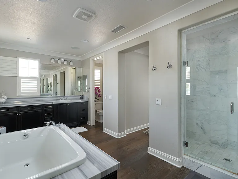 Upstairs Master Bathroom