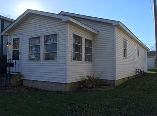 9 N Wisconsin Ave, Wellston, OH 45692
