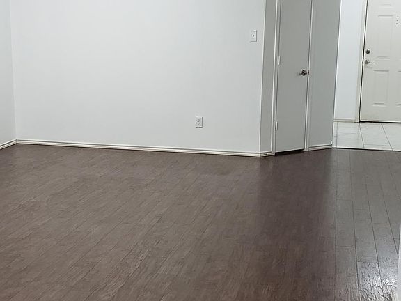 4th image of 5412 Pandale Valley Dr