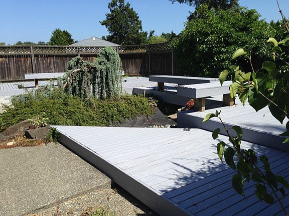 4th image of 1405 S 240th St