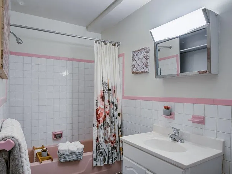 Main Street Apartment Homes — Photo 10