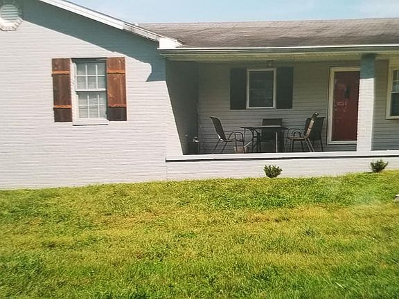 3rd image of 7880 Greensburg Rd