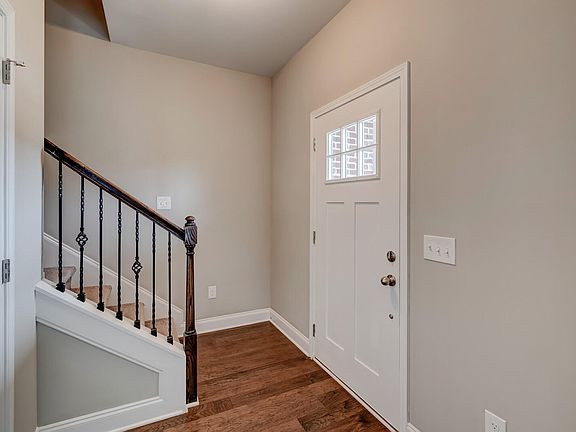 3rd image of 2604 Smoky Hill Ln