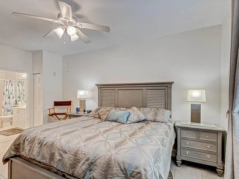 630 Sapodilla Ave #112 — Photo 23