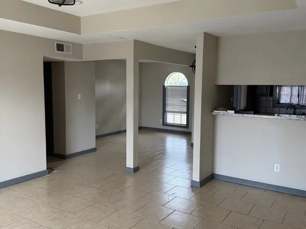 1313 Crosscreek Ln, Seagoville, TX 75159