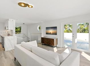 1005 8th St #PENTHOUSE 4, Miami Beach, FL 33139