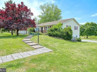 2772 Westwind Ln, York, PA 17404