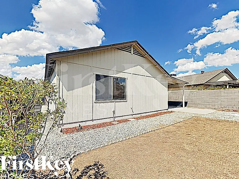 3167 W Foothill Dr — Photo 15
