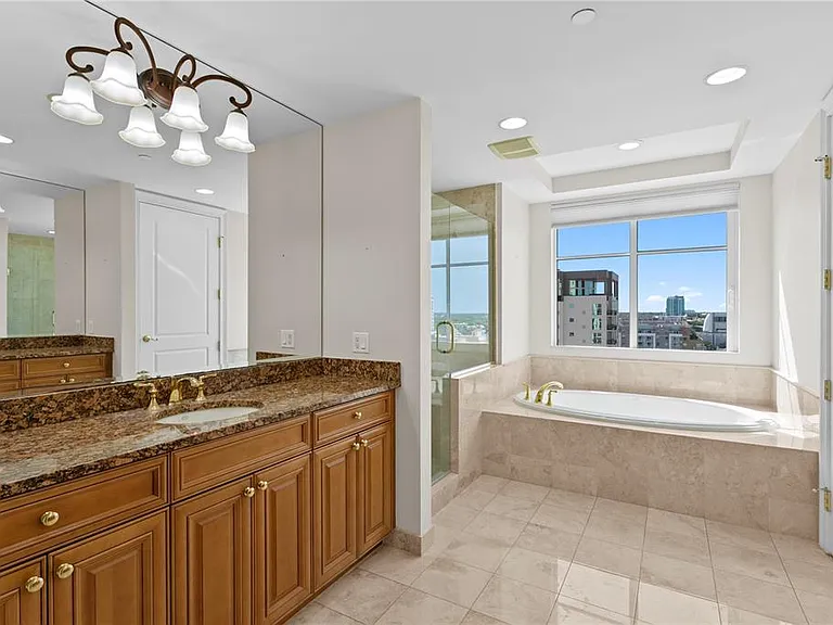 300 Beach Dr NE #1201 — Photo 30