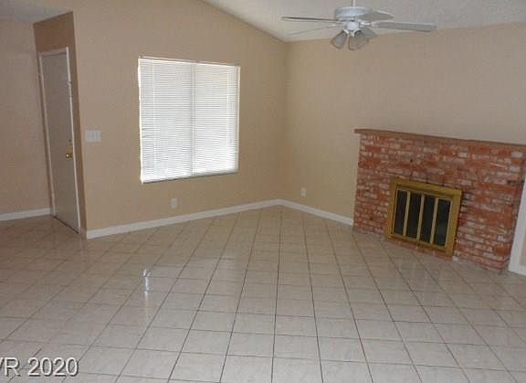 5th image of 900 Smith St #0