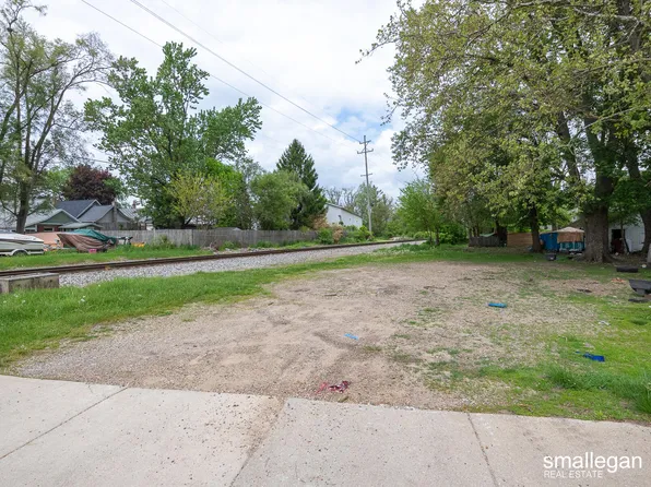 619 Lake St, Kalamazoo, MI 49001