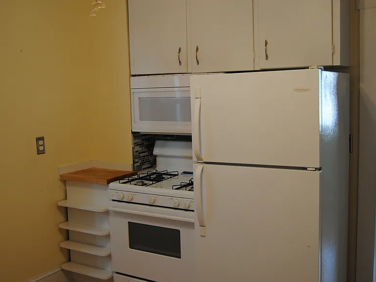 217 S Allegheny St — Photo 3