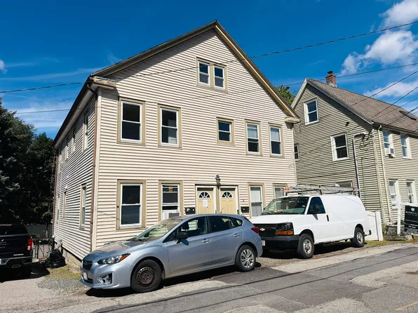 9 Hearn St #2, Watertown, MA 02472