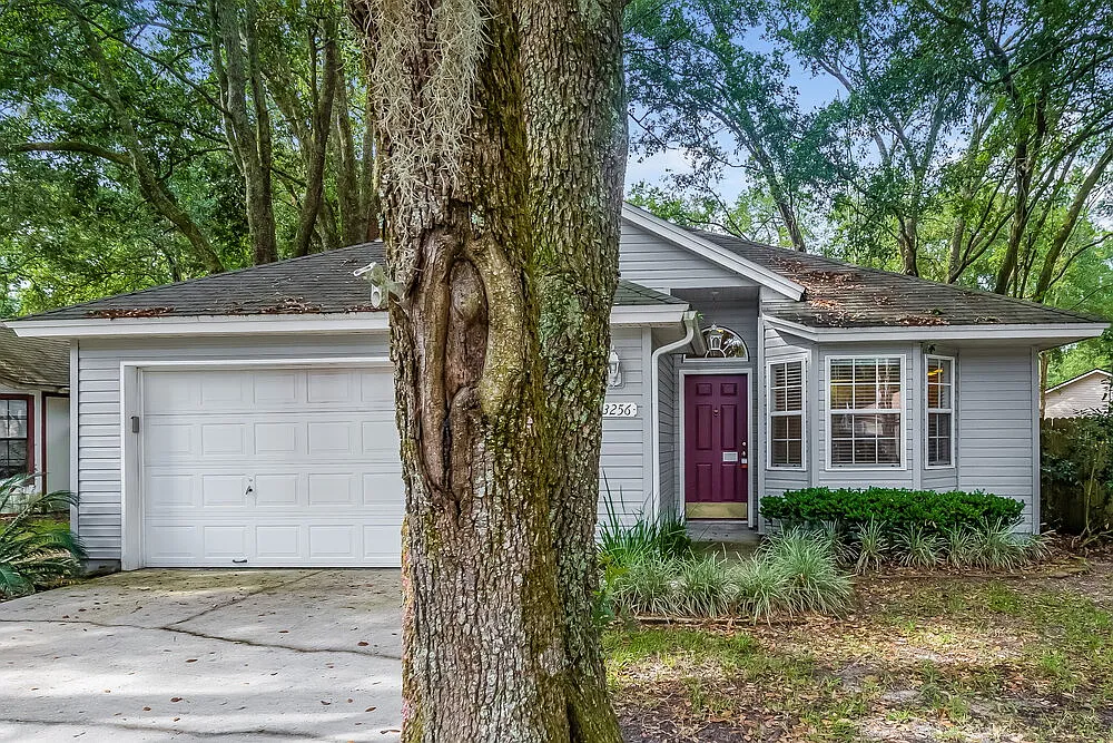 3 bed, 2.0 bath, 1380 sqft, $1,935 — Photo 1