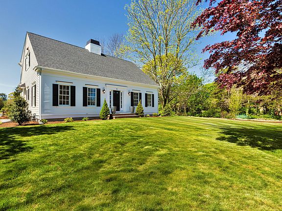 2nd image of 33 Crowell Road