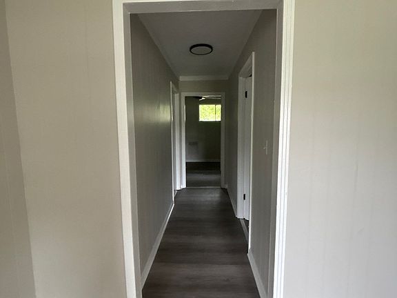 5th image of 326 Keltner St