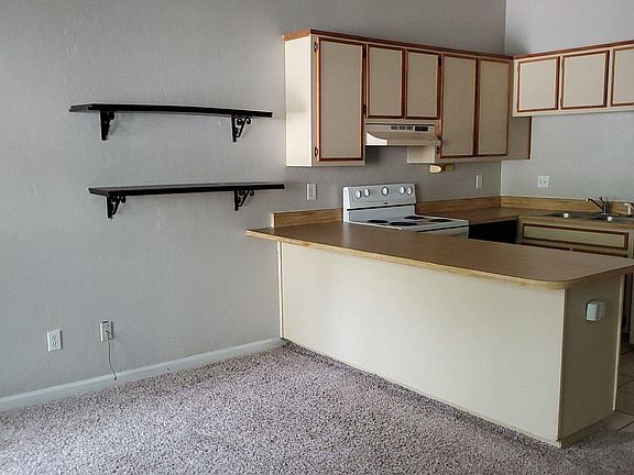 3rd image of 2133 Continental Ave