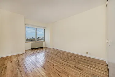 Rented by RELO REDAC INC.