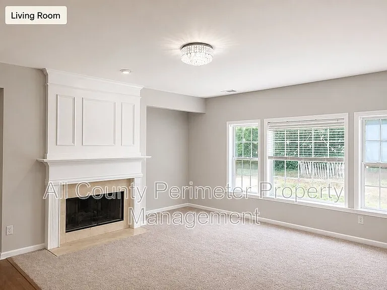 380 Simonton Crest Dr — Photo 6