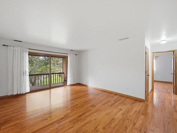 5th image of 650 Waverly Dr APT D