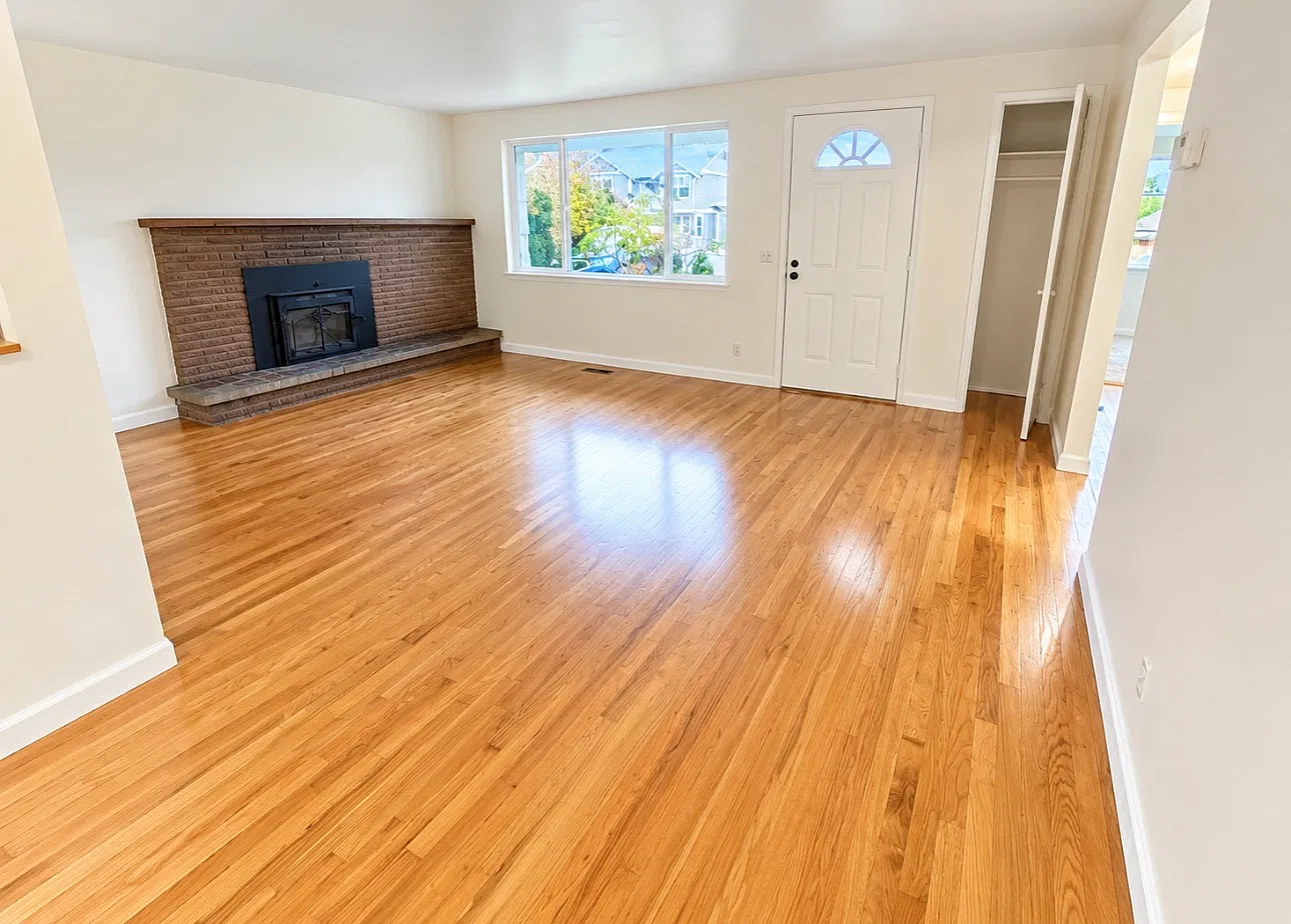 1516 NE 171st Street — Photo 3